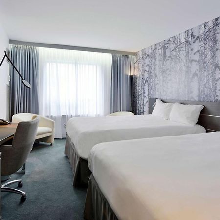 Готель Doubletree By Hilton Ottawa Downtown Екстер'єр фото