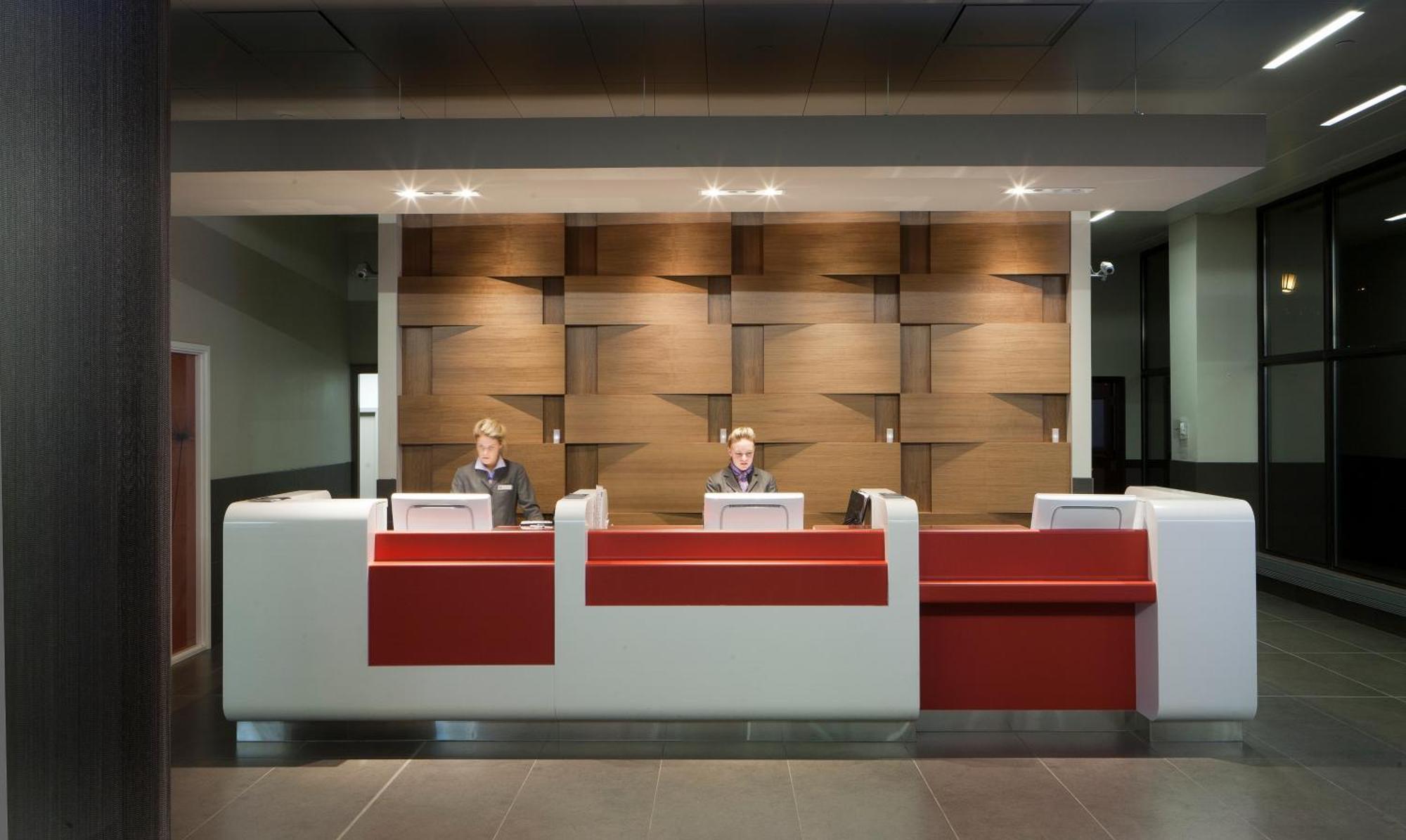 Готель Doubletree By Hilton Ottawa Downtown Екстер'єр фото