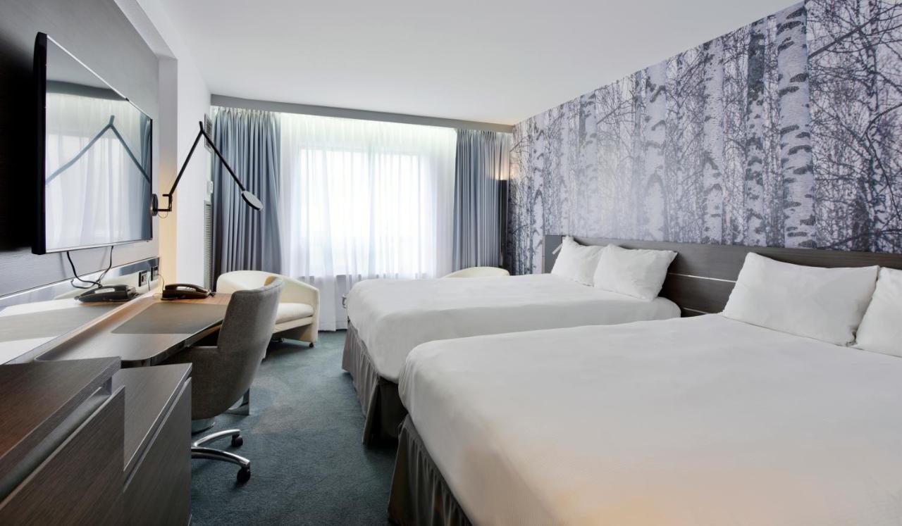 Готель Doubletree By Hilton Ottawa Downtown Екстер'єр фото